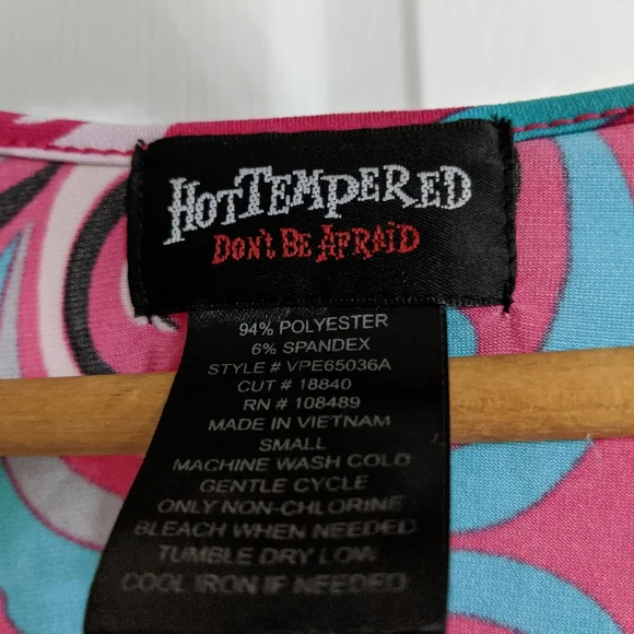 Hot Tempered Colorful Top Size Small - Picture 2 of 8